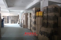 宇通ZK5070XZB1裝備車用的慶鈴4KH1-TC發動機的修理及配件