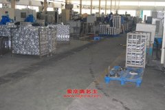風潮HDF5250XXY廂式運輸車用的一汽CA6DF2-26發動機的配件及保養