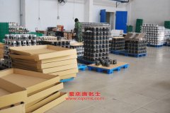 程力威CLW4015Q清潔式低速貨車(chē)用的全柴N490Q發(fā)動(dòng)機(jī)的配件及保養(yǎng)
