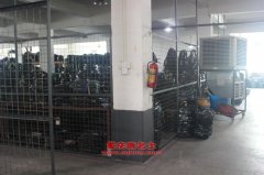 炎龍YL5160CCYZZ4G倉柵式運輸車用的康明斯ISDe180 40發(fā)動機的大修及配件
