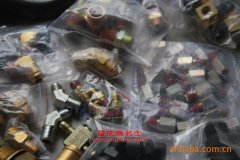江淮HFC5121XXBKR1GZ篷式運輸車用的錫柴CA4110/125Z發動機的配件及大修
