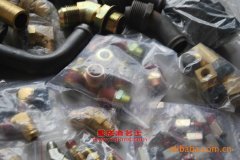 輕騎ZB5315GFL-1粉粒物料運輸車用的濰柴WD615.67發動機的保養及配件
