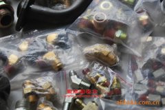 永旋JAT5255GFL粉粒物料運輸車用的康明斯C230 20發動機的配件及修理