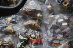 欣馳CYC5084XYZ翼開啟廂式運輸車用的康明斯EQB125-20發動機的配件及維修