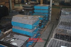 威麟SQR6541H13D輕型客車用的奇瑞SQR481A發動機的配件及維修