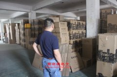 解放CA1250P4K2L11T4A70平頭8×4載貨汽車用的一汽CA6DE2-24發(fā)動(dòng)機(jī)的配件及修理