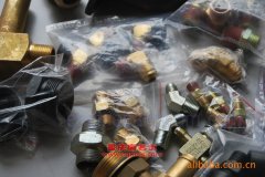 華新HM6850DG城市客車用的東風(fēng)汽車EQ6102DT-20發(fā)動機的配件及保養(yǎng)